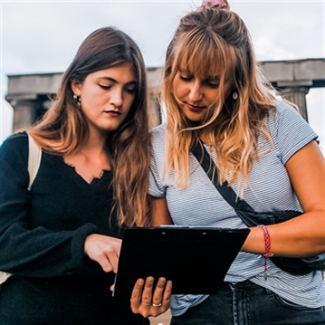 London Pub Crawl Treasure Hunt for Four