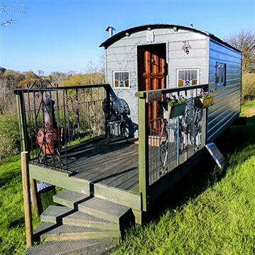Overnight stay in a Wagon or Gypsy Caravan