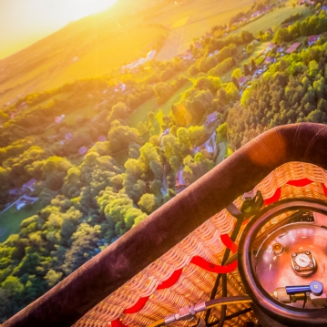 Wild Pig Hot Air Balloon Flight with Champagne for One Person
