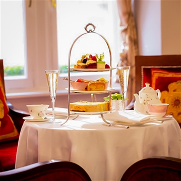 The King's Gallery London & Sparkling Tea at The Royal Horseguards Hotel for Two