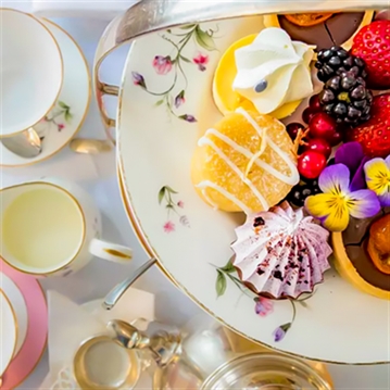 The King's Gallery London & Sparkling Tea at The Royal Horseguards Hotel for Two