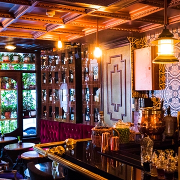 Cocktails and Nibbles at Map Maison