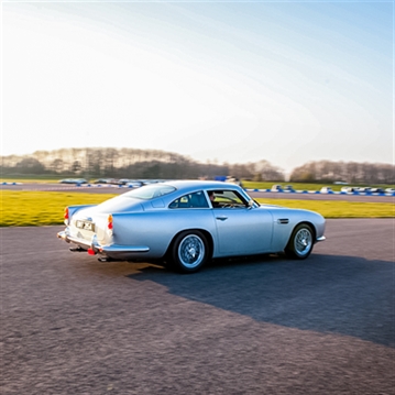 Aston Martin DB5 Thrill