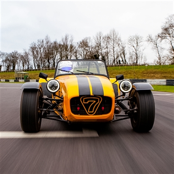 Ariel Vs Caterham Thrill for Two