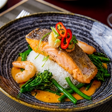 Entrance to The Royal Mews & Lunch at The Royal Horseguards Hotel for Two