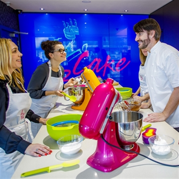 Mini Chocolate Class with Champagne Afternoon tea for two at Cake Boy