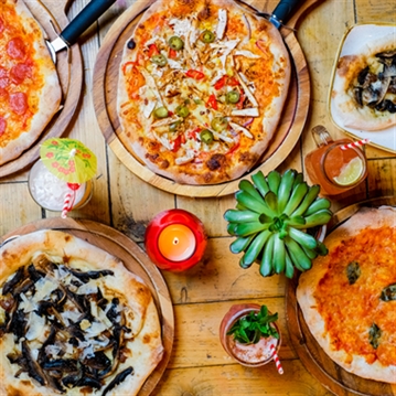Cocktail Masterclass with a Pizza or Burger for Two