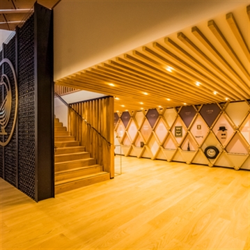 Gusbourne Estate Sparkling Wine Tasting for 2