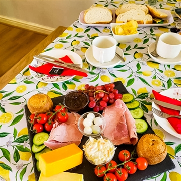 Horse Drawn Carriage Ride with Cream Tea for Four