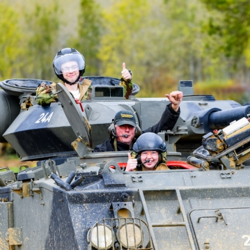 Tank Driving Challenge for Two