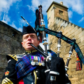 Visit Edinburgh Castle with a 3 Course Meal & Drink for Two at Rabble
