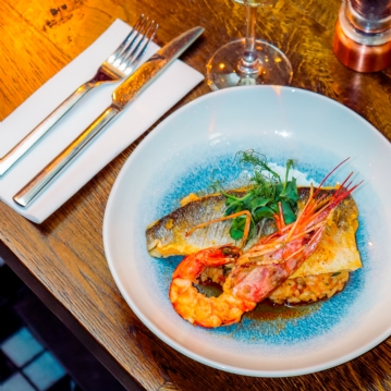 Visit Edinburgh Castle with a 3 Course Meal & Drink for Two at Rabble