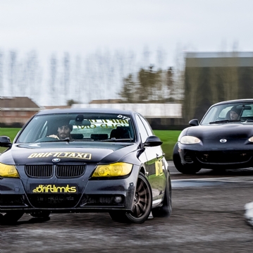 12 Lap Drifting Experience Mazda MX5 vs BMW