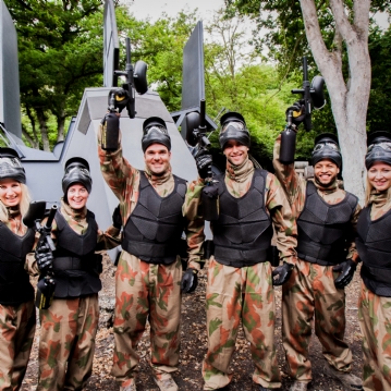 Group Paintball Entrance For Eight