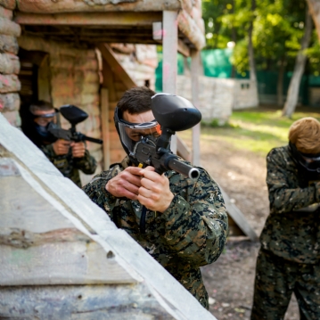 Group Paintball Entrance For Eight