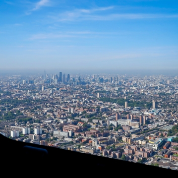 VIP London Skyline Tour with Champagne for Two