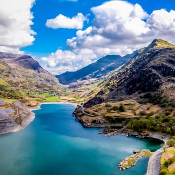 Helicopter Ride Across Stunning Snowdonia 