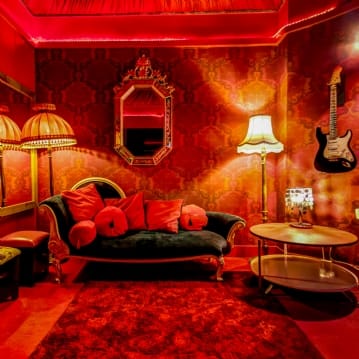 Overnight Stay in Brighton at Hotel Pelirocco