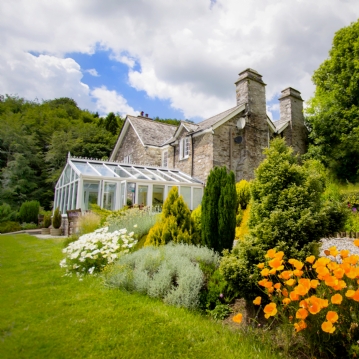 One Night Luxury Escape