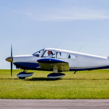 60 Minute Flying Lesson