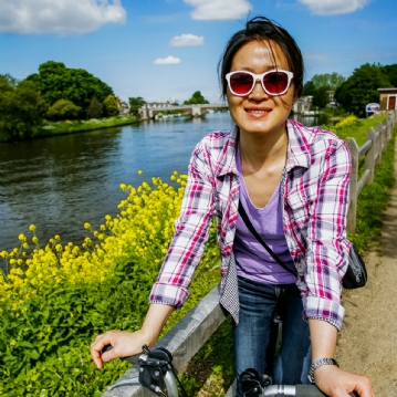 Hampton Court Palace Bike Tour for Two