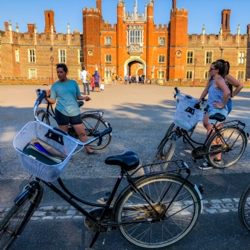 Hampton Court Palace Bike Tour for Two