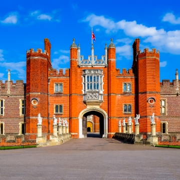 Hampton Court Palace Bike Tour for Two