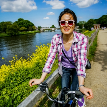 Hampton Court Palace Bike Tour for Two