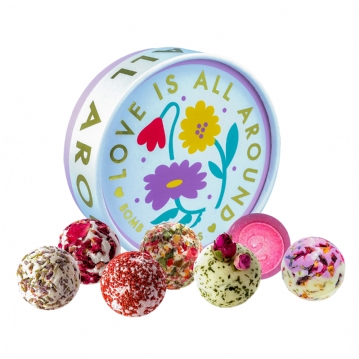 Love is All Around Creamer Gift Set