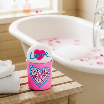 Love Potion Candle & Bath Blaster Gift Set