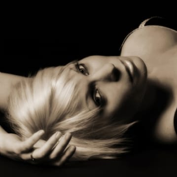 Boudoir Photoshoot Package for Her