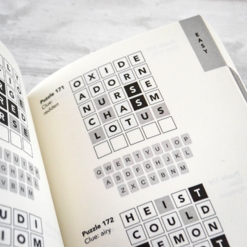 Wordle Challenge - Book of 500 Word Puzzles