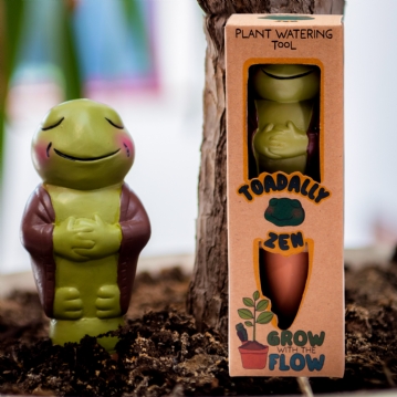 Grow with the Flow Toad Gardening Watering Spike