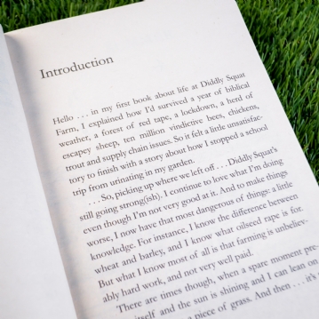 Jeremy Clarkson Book - Til The Cows Come Home