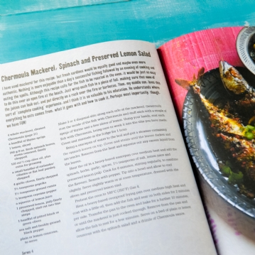 Red Hot Sauce Book - 100 Seriously Spicy Recipes