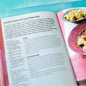 Red Hot Sauce Book - 100 Seriously Spicy Recipes