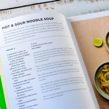 Broke Vegan: One Pot Cookbook