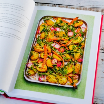 Broke Vegan: One Pot Cookbook