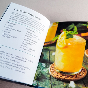 The Little Book For Cocktail Lovers