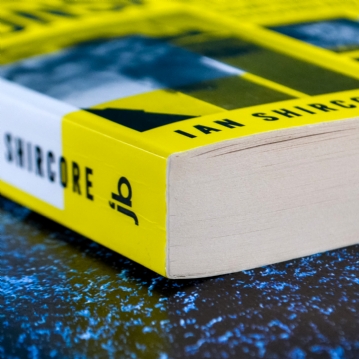 Conspiracy Book - The Greatest Cover-ups & Unsolved Mysteries