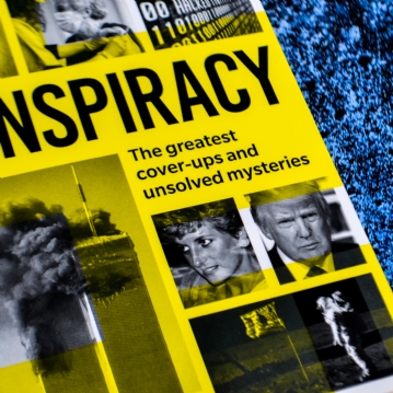 Conspiracy Book - The Greatest Cover-ups & Unsolved Mysteries