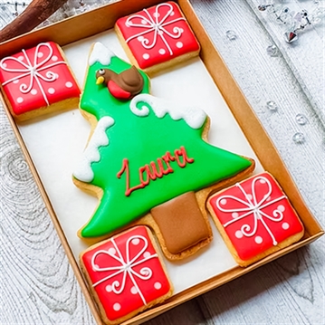 Personalised Red Robin Christmas Tree Hand-Iced Cookies