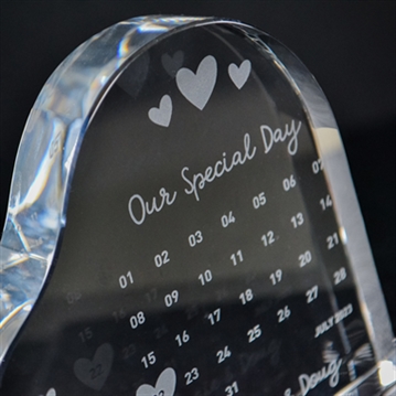 Personalised Engraved Special Date Calendar Crystal Heart