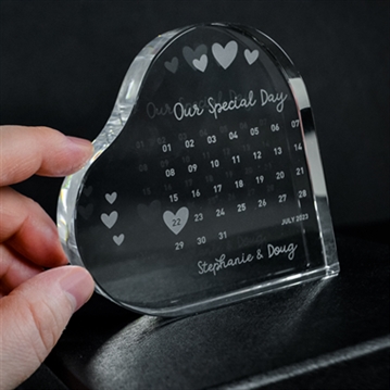 Personalised Engraved Special Date Calendar Crystal Heart