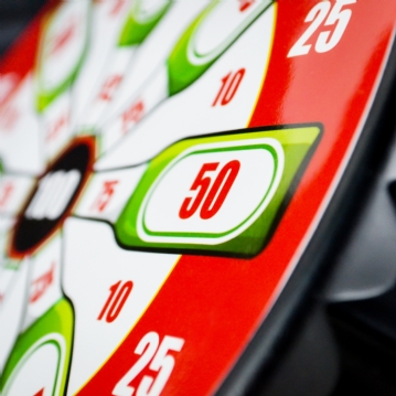 Magnetic Bottle Cap Dartboard