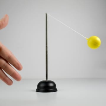 Finger Swing Ball