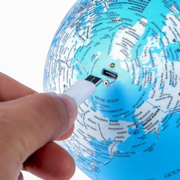 Gingko Atlas Globe Lamps