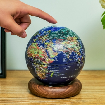 Gingko Atlas Globe Lamps