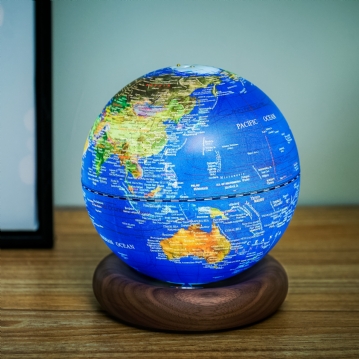 Gingko Atlas Globe Lamps