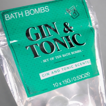 Gin and Tonic Bath Bombs